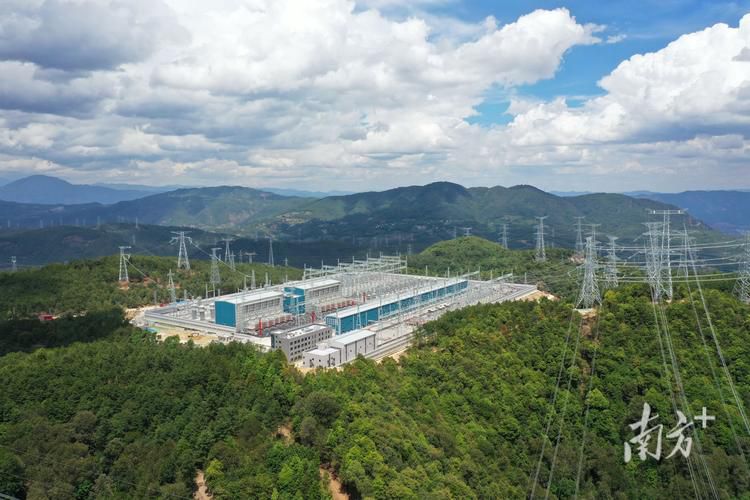 云貴互聯(lián)工程祿勸換流站